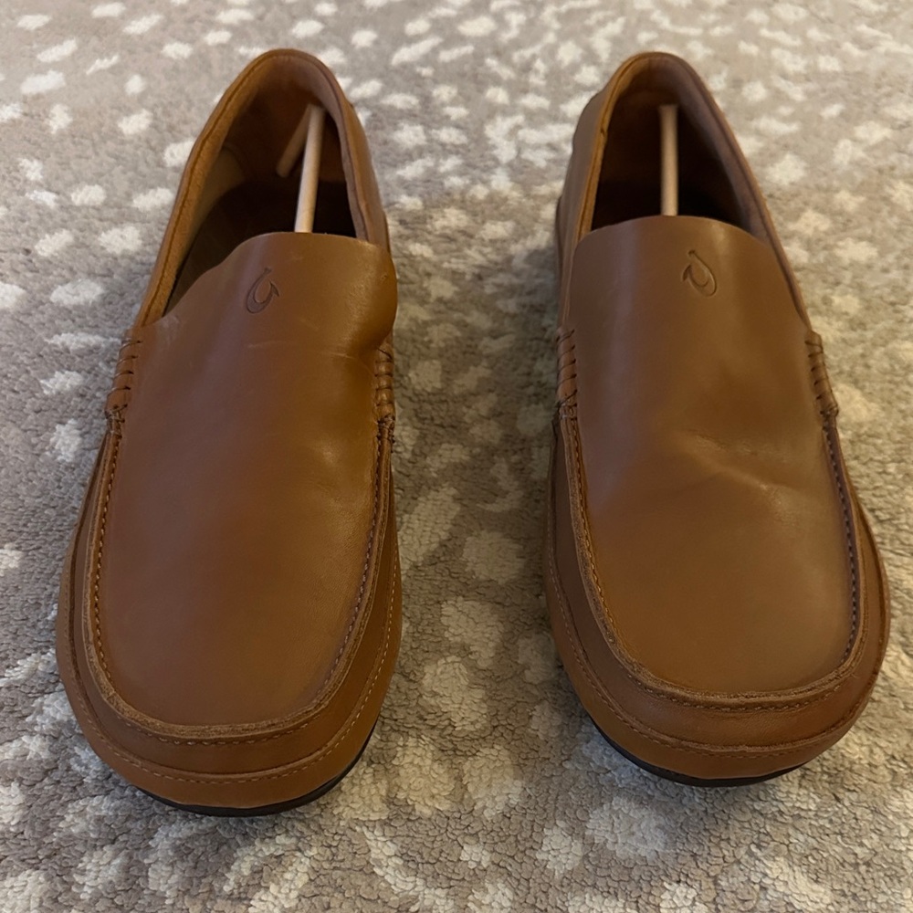 OluKai Tan Leather Loafers